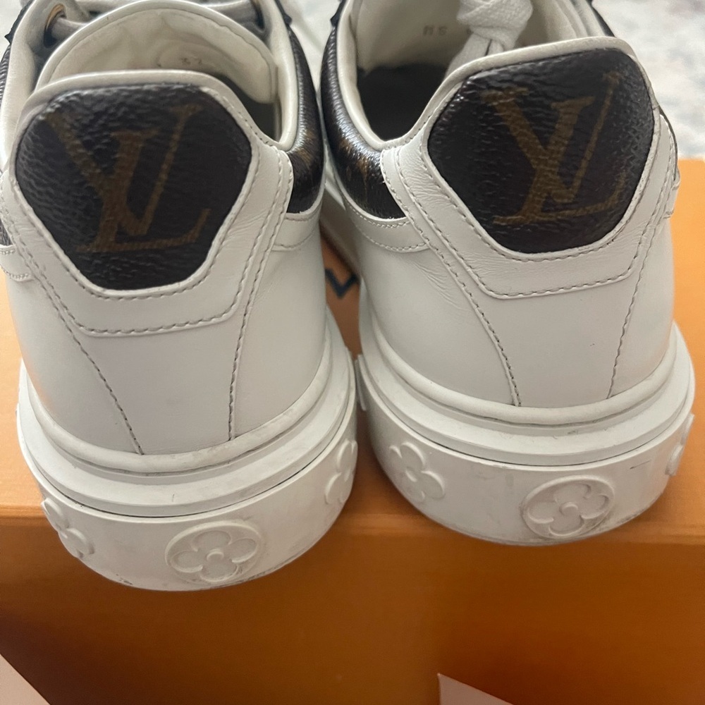 Louis Vuitton Time Out Sneakers White Cocoa Logo Heel In Box Womens Sz 37/US7 - Picture 5 of 13